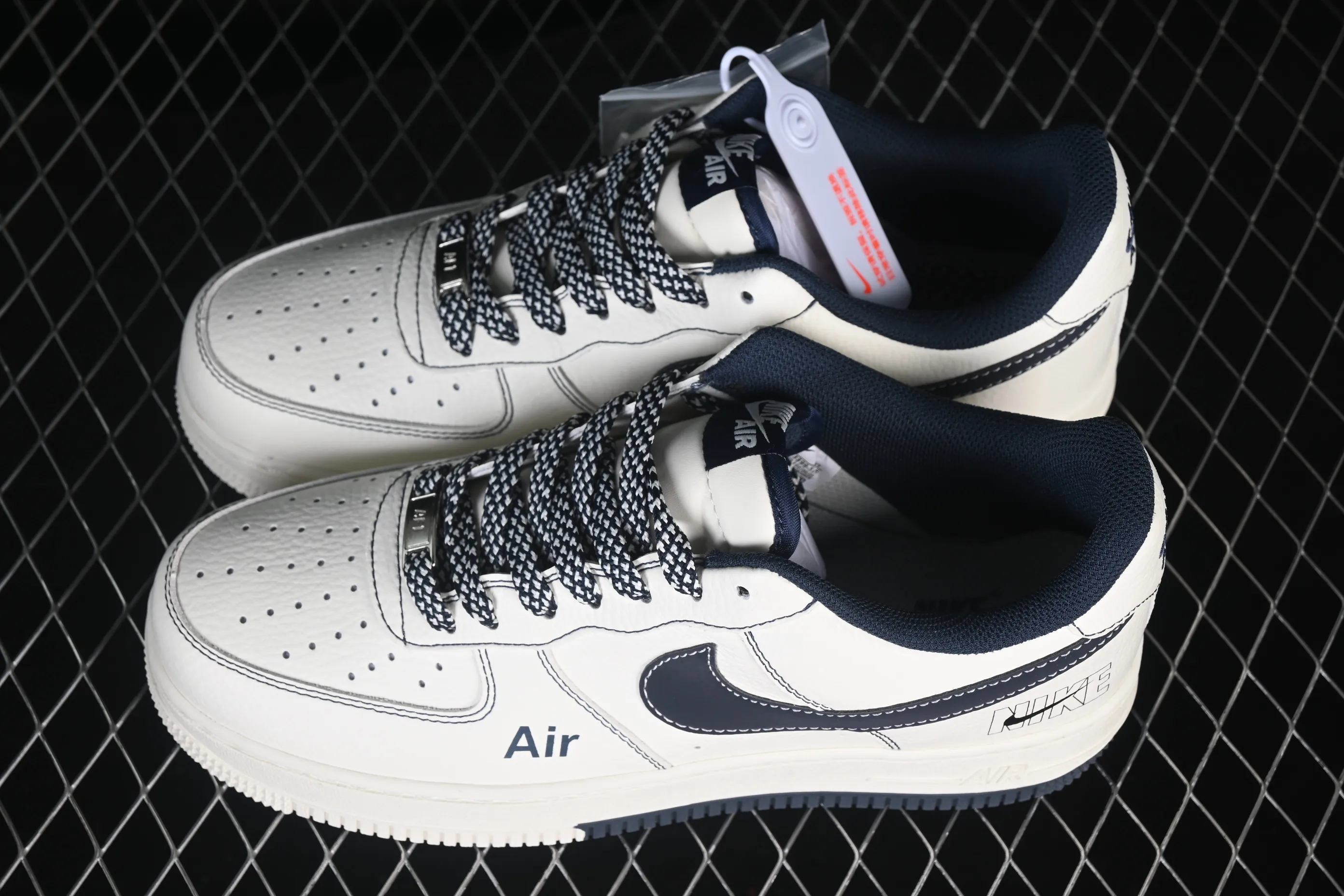 All categories Nk Air Force 1 Air Force series Nk Air Force 1 Low Air Force low-top Nike Air Force 1'07 Low off-white and black Air Force 1 low-top casual sneakers MM3399-816